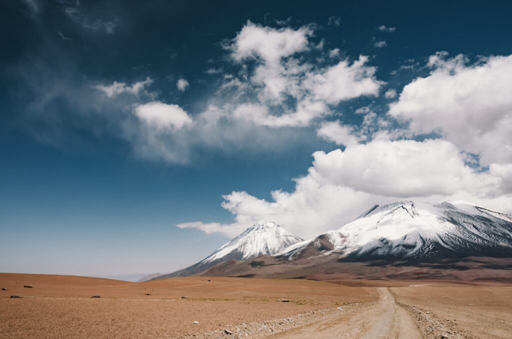 Paisaje nevado de Licancabur; imagen provisional ilustrativa