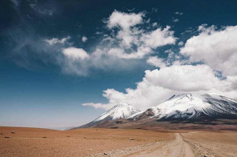 Paisaje nevado de Licancabur; imagen provisional ilustrativa